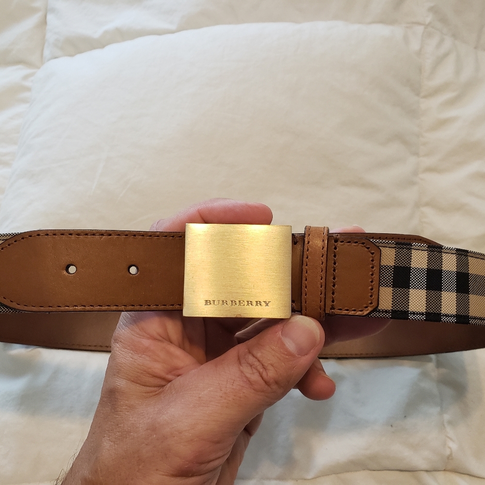 Burberry mens belt